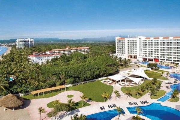 Wyndham Alltra Vallarta